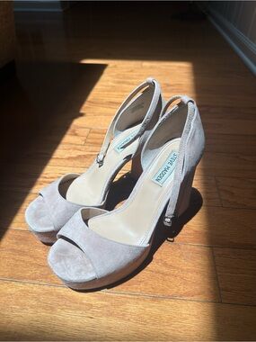 Steve Madden Light Taupe Suede Open-Toe Block Heel Sandals